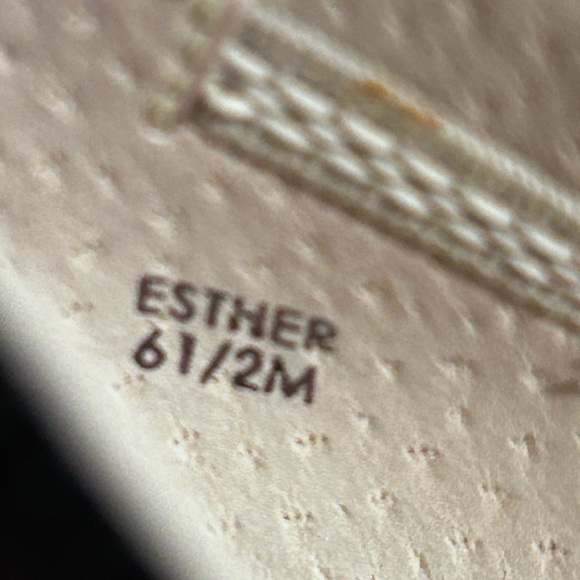 Ellen Tracy Esther Pointed Toe d’Orsay Heel Black Leather Vintage Pattern Sz 6.5 - Picture 13 of 14